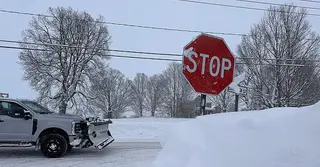 তীব্র শীতকালীন ঝড়ে বিপর্যস্ত যুক্তরাষ্ট্র, বাতিল ৪ হাজার ২০০ ফ্লাইট